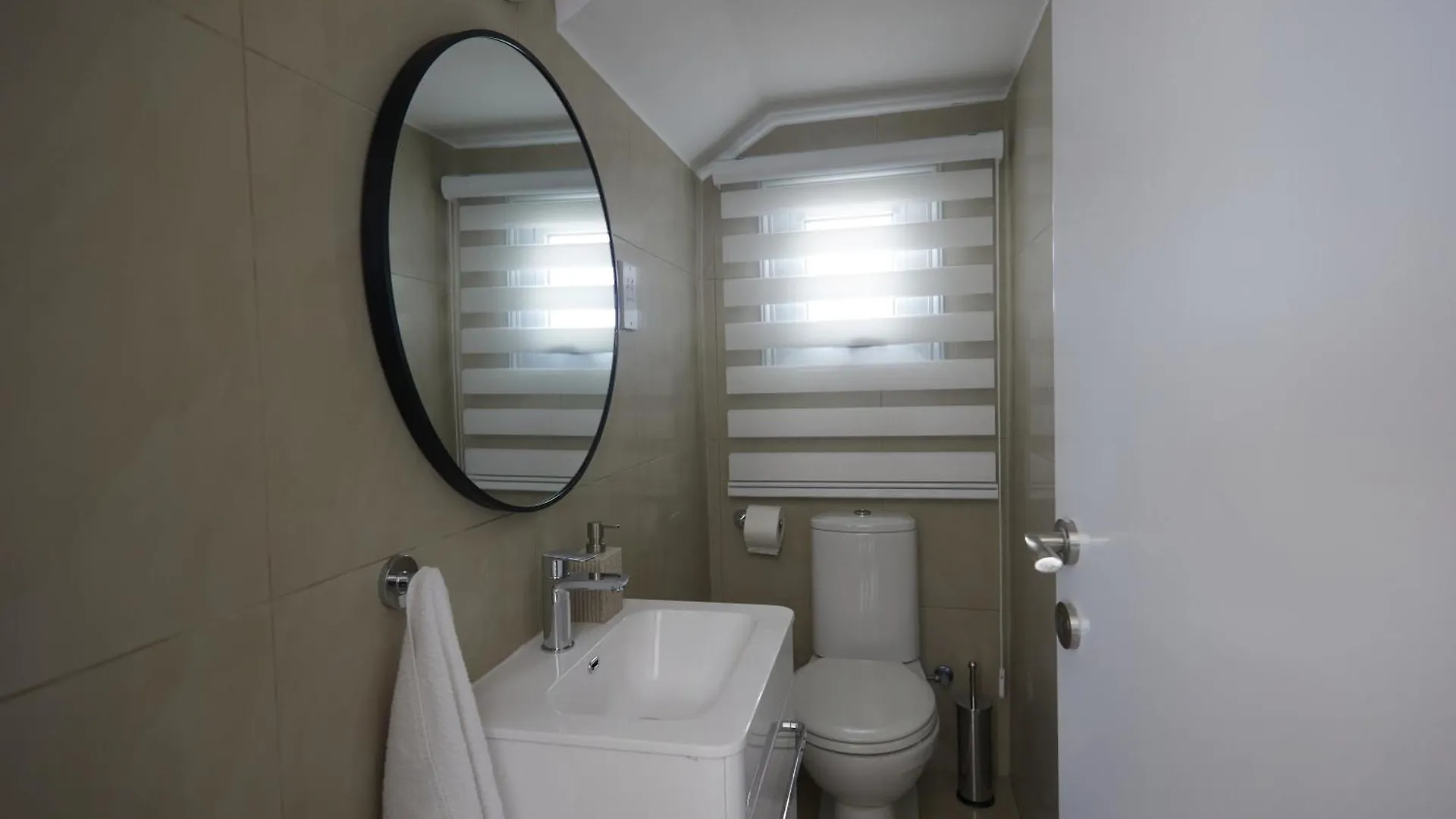 Sunrise Villas Ayia Napa 0*,  Chipre