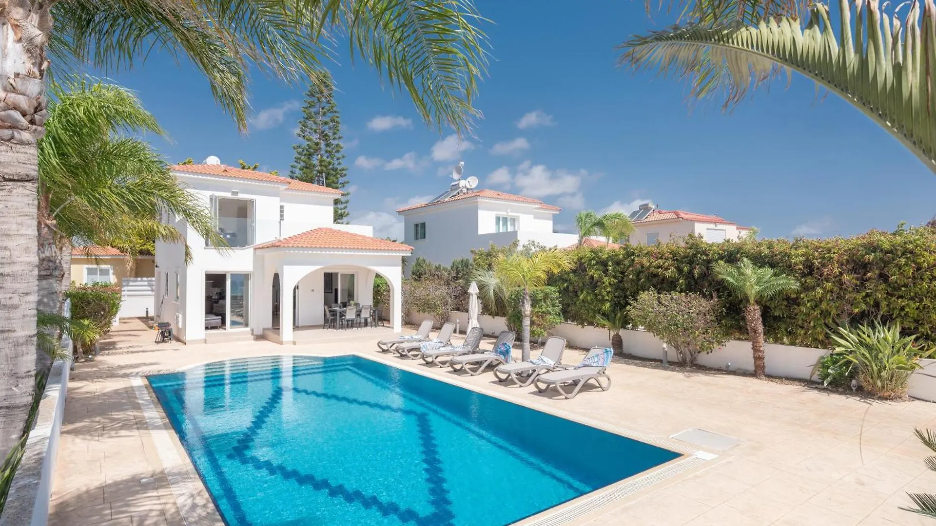Sunrise Villas Ayia Napa